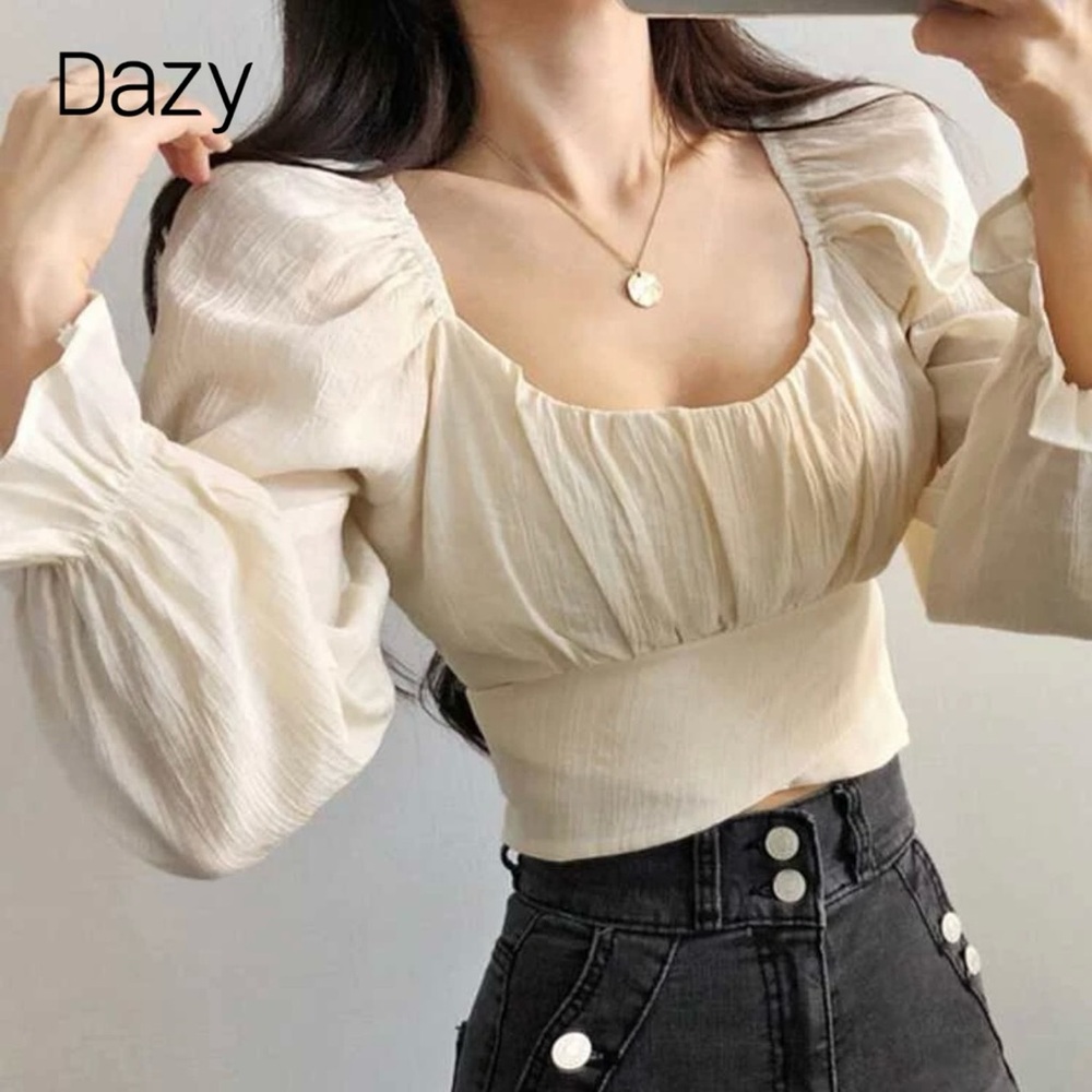 Cream Puff Sleeve Top